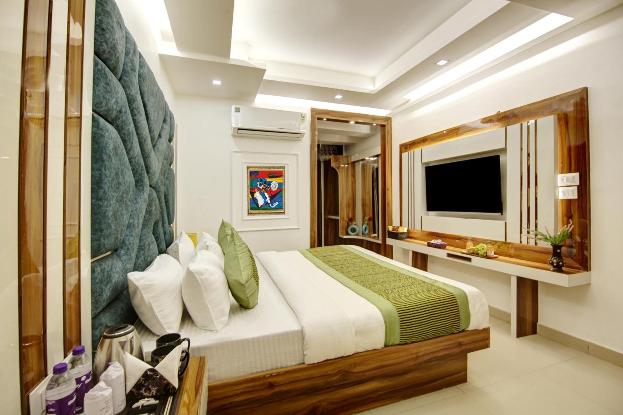 Hotel Star Villa - Front Of New Delhi Railway Station & 5 Minute From Connaught Place Buitenkant foto