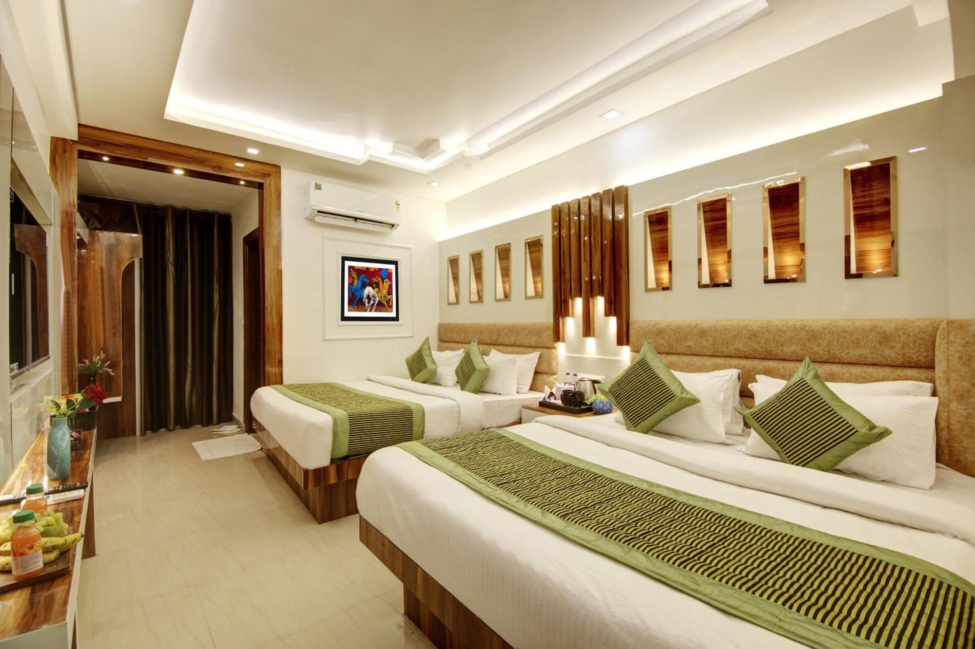 Hotel Star Villa - Front Of New Delhi Railway Station & 5 Minute From Connaught Place Buitenkant foto