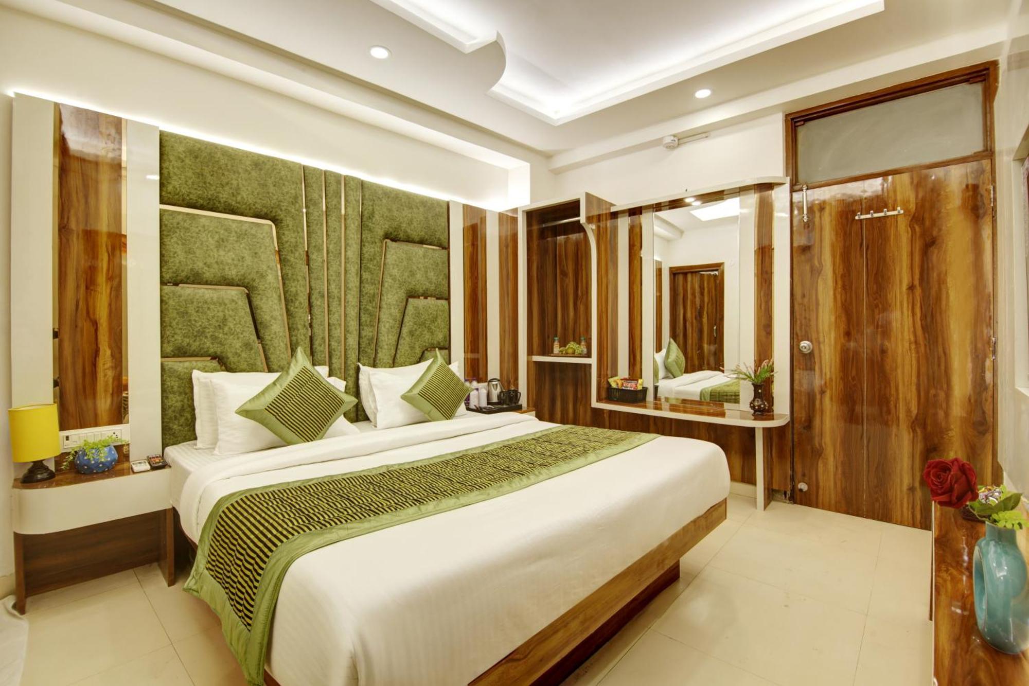Hotel Star Villa - Front Of New Delhi Railway Station & 5 Minute From Connaught Place Buitenkant foto
