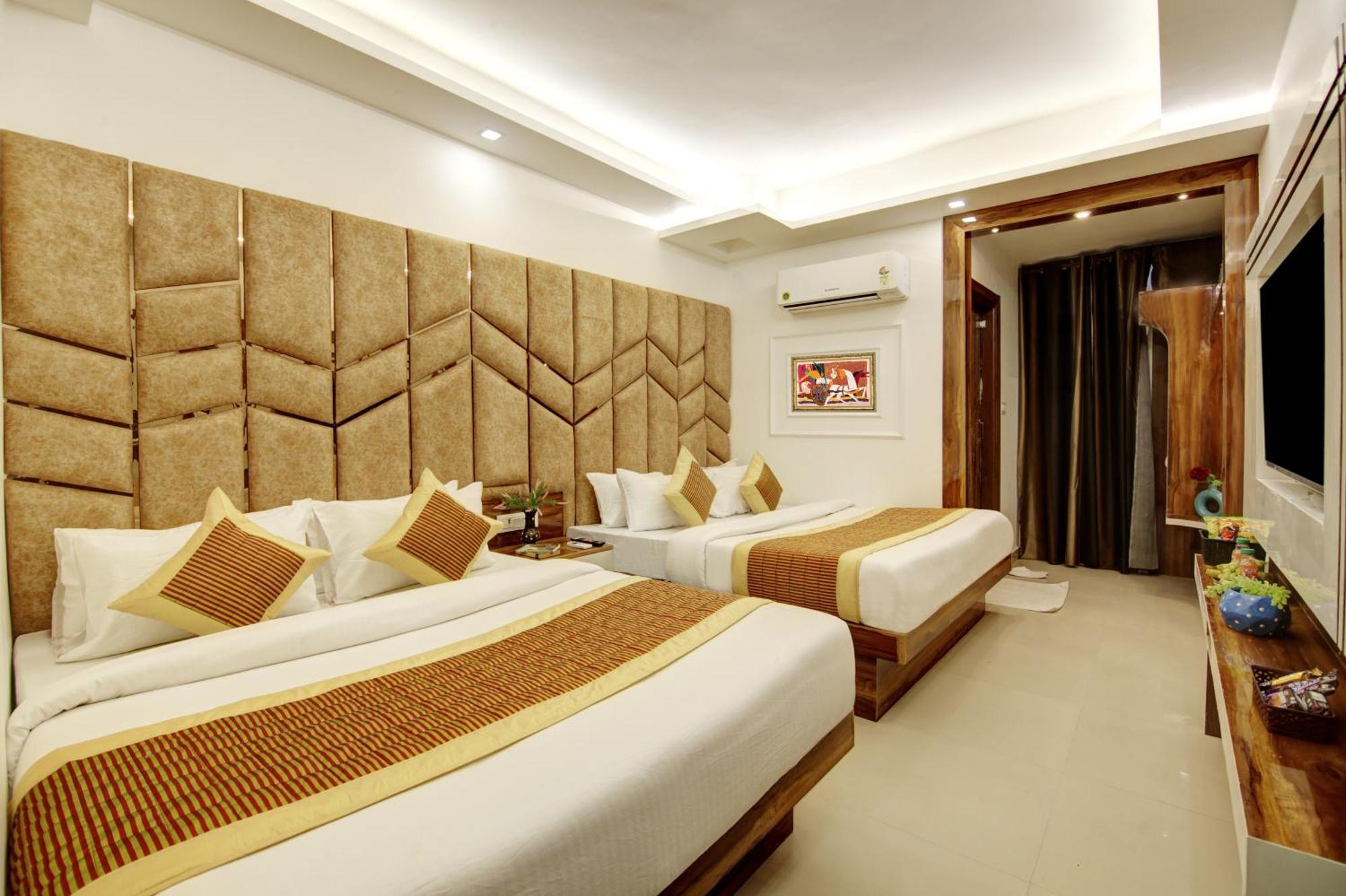 Hotel Star Villa - Front Of New Delhi Railway Station & 5 Minute From Connaught Place Buitenkant foto