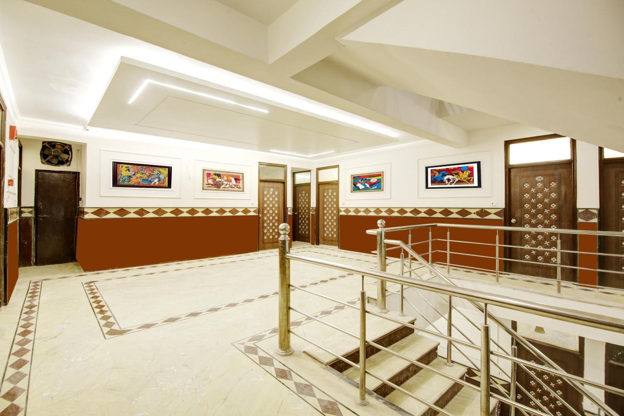 Hotel Star Villa - Front Of New Delhi Railway Station & 5 Minute From Connaught Place Buitenkant foto